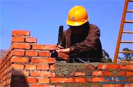 資質代辦對企業人員有哪些要求？