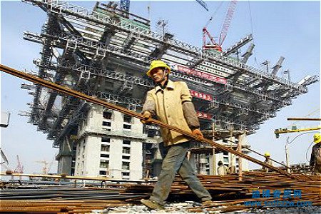 建筑工程資質(zhì)三級升二級需要那些人員？