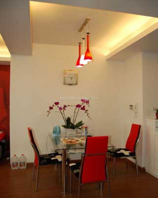 買房省錢是王道 年輕人省錢裝修小戶型