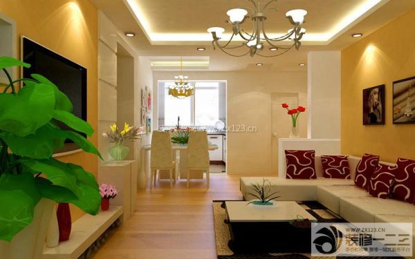 華鵬宜家裝修效果圖，包括兩室兩廳 小客廳 客廳裝修設計 純色壁紙 沙發背景墻 背景墻壁紙 電視背景墻 石膏板吊頂 棕黃色木地板 地墊 射燈 燈帶 歐式吊燈 電視柜 白色茶幾 轉角沙發 布藝沙發 黃色墻面 裝飾畫 等裝修圖片