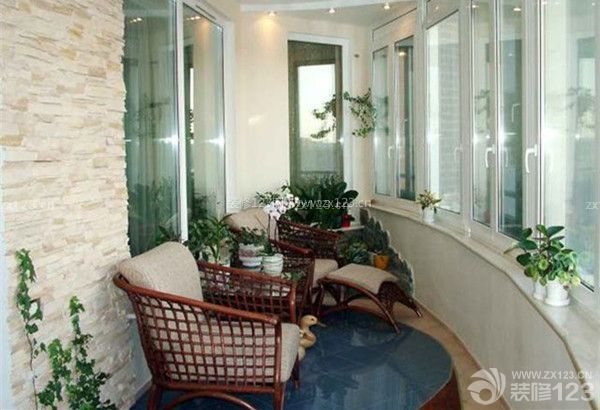 封閉式陽臺裝修注意事項 封閉式陽臺裝修注意事項
