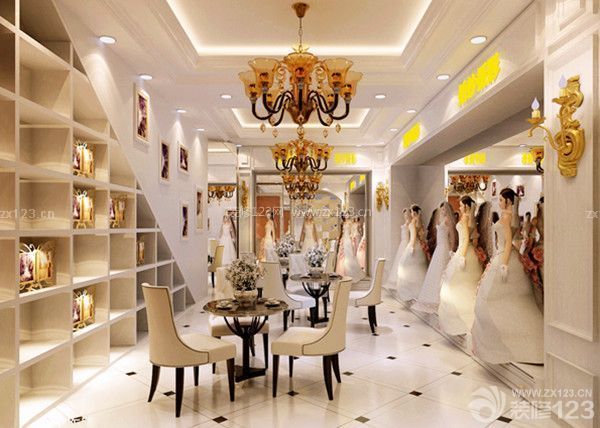 婚紗店怎樣裝修：櫥窗設(shè)計(jì)