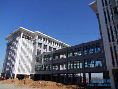 二級建筑工程總承包資質轉讓涉及到的人員