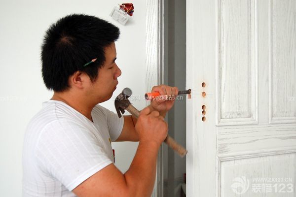 實(shí)木門安裝注意事項(xiàng)四、做好驗(yàn)收工作